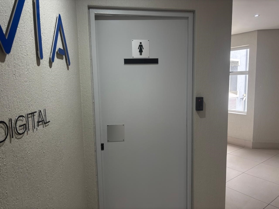 To Let Commercial Property for Rent in Rosendal Western Cape